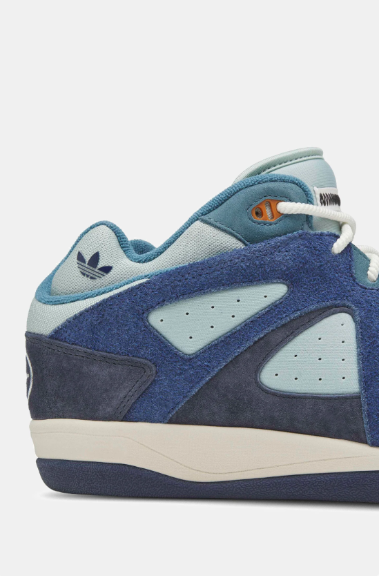 adidas Mid-Top Sneakers – Navy & Light Blue