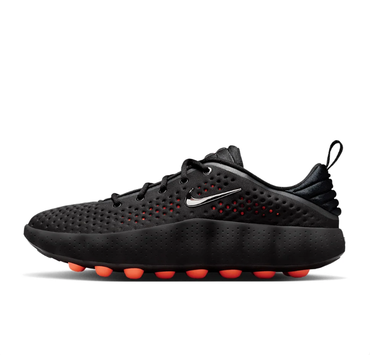 Nike Low-Top Sneakers – Black / Orange