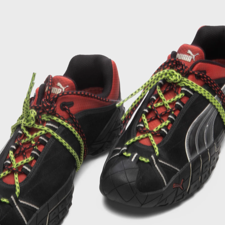 PUMA Low-Top Sneakers – Black & Silver with Red Collar and Neon Laces