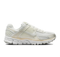Nike Low-Top Mesh Sneakers – White / Cream
