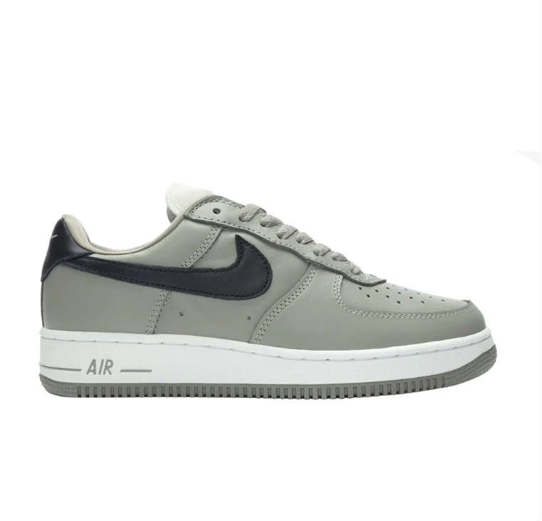 Nike Air Force 1 Low Sneakers – Grey / Black