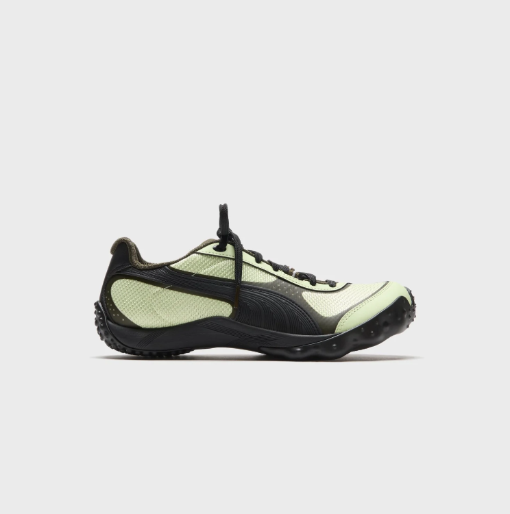 PUMA Mesh Low-Top Sneakers – Pale Lime & Black with Sculpted Sole