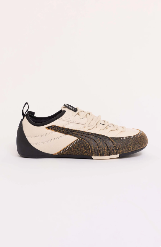 PUMA Slim Low-Top Sneakers – Cream & Textured Brown with Black Heel