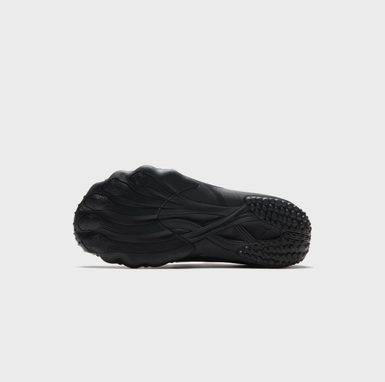 PUMA Mesh Low-Top Sneakers – All Black with Sculpted Sole