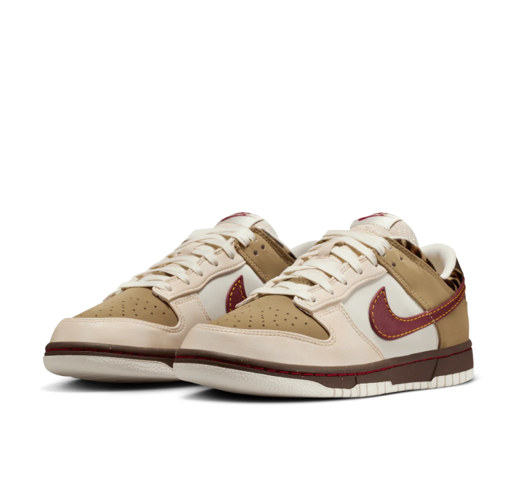 Nike Low-Top Sneakers – Cream & Khaki with Burgundy
