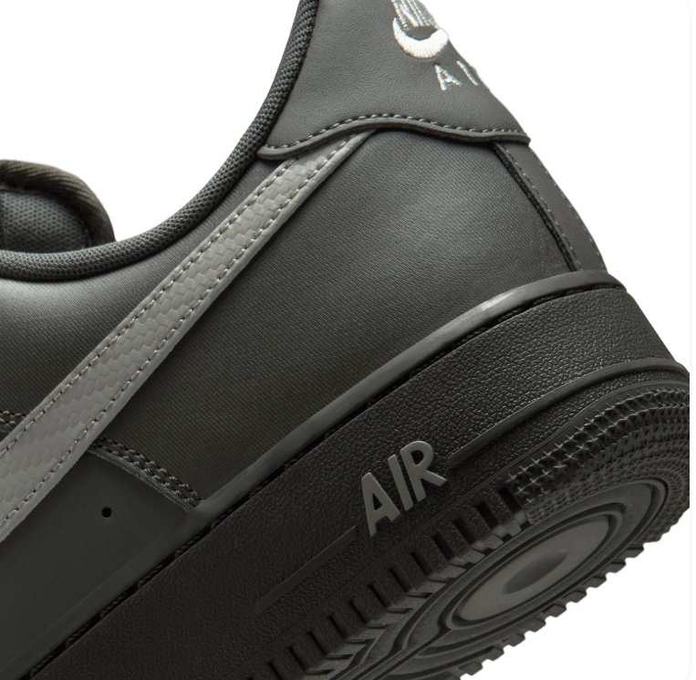 Nike Air Force 1 Low Sneakers – Newsprint/College Grey