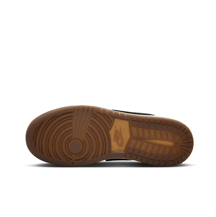 Nike Low-Top Sneakers – Black & Olive Graphic Print