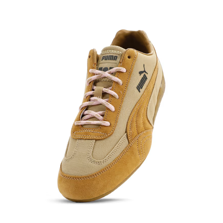PUMA Slim Low-Top Sneakers – Beige & Ochre with Pink Laces