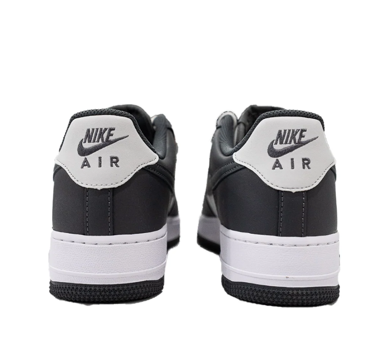 Nike Air Force 1 Low Sneakers – Black / White