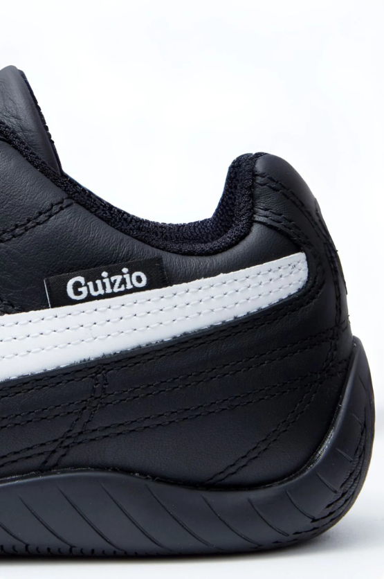 PUMA Low-Top Sneakers – Black & White