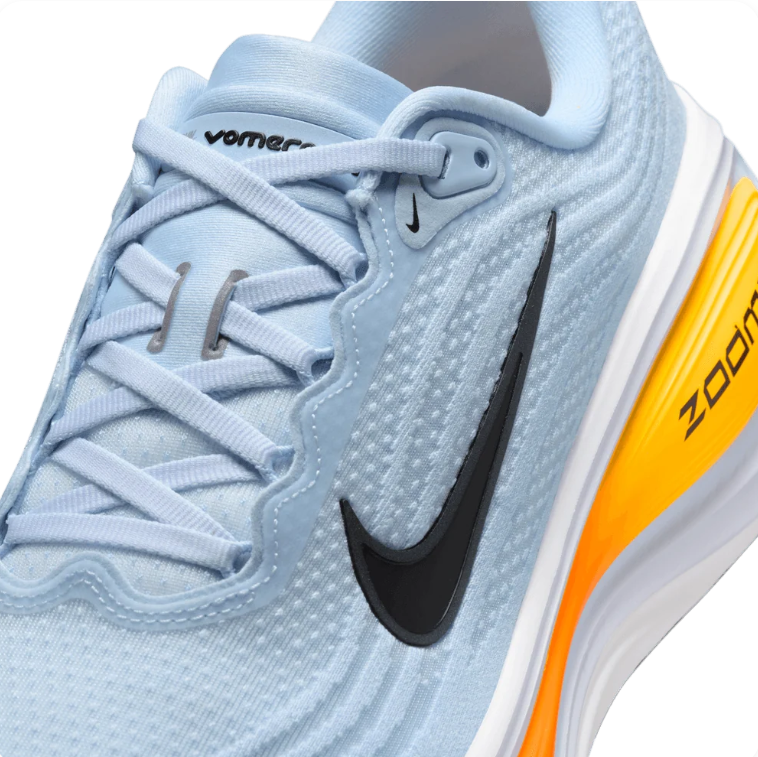 Nike Vomero Sneakers – Light Blue / Orange