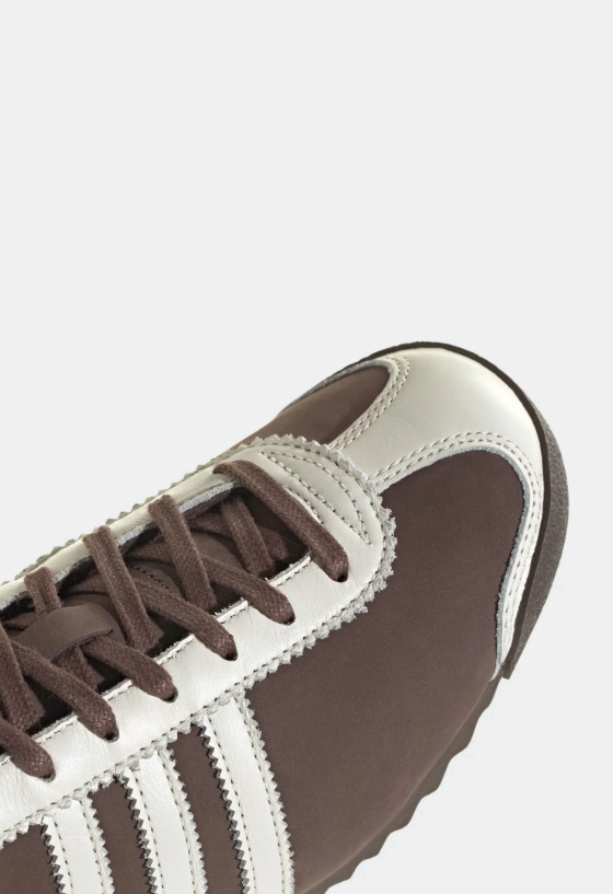 adidas Slim Low-Top Sneakers – Dark Brown & Cream