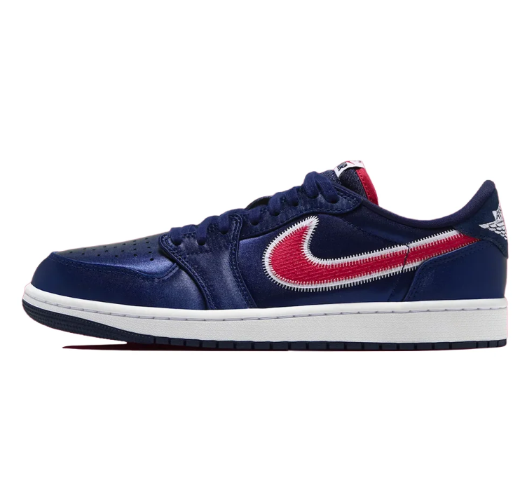 Air Jordan 1 Low Sneakers – Navy / Red