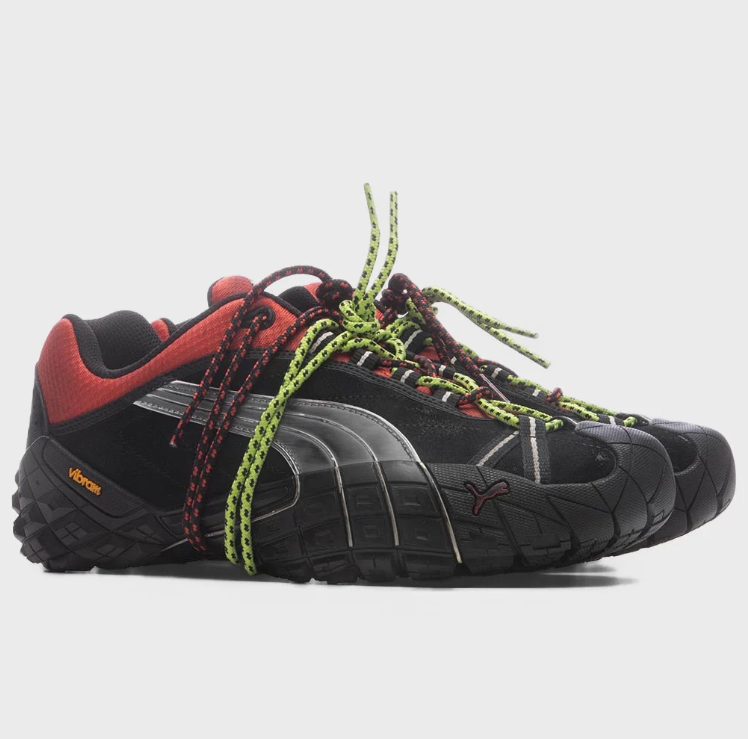 PUMA Low-Top Sneakers – Black & Silver with Red Collar and Neon Laces