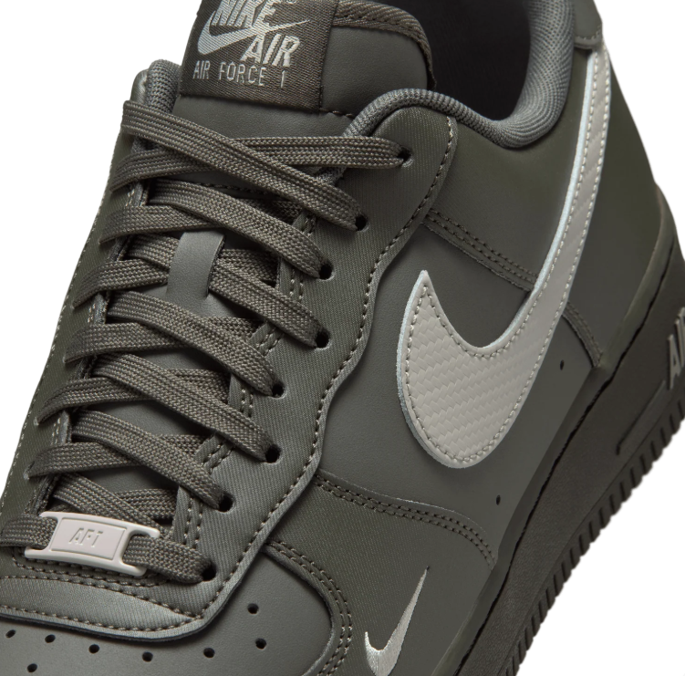 Nike Air Force 1 Low Sneakers – Newsprint/College Grey
