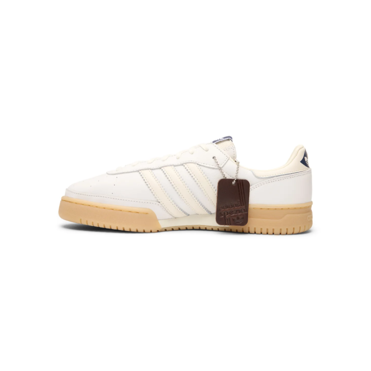 adidas Low-Top Sneakers – Cream & White with Gum Sole