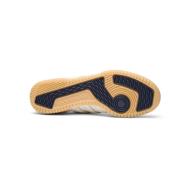 adidas Low-Top Sneakers – Cream & White with Gum Sole